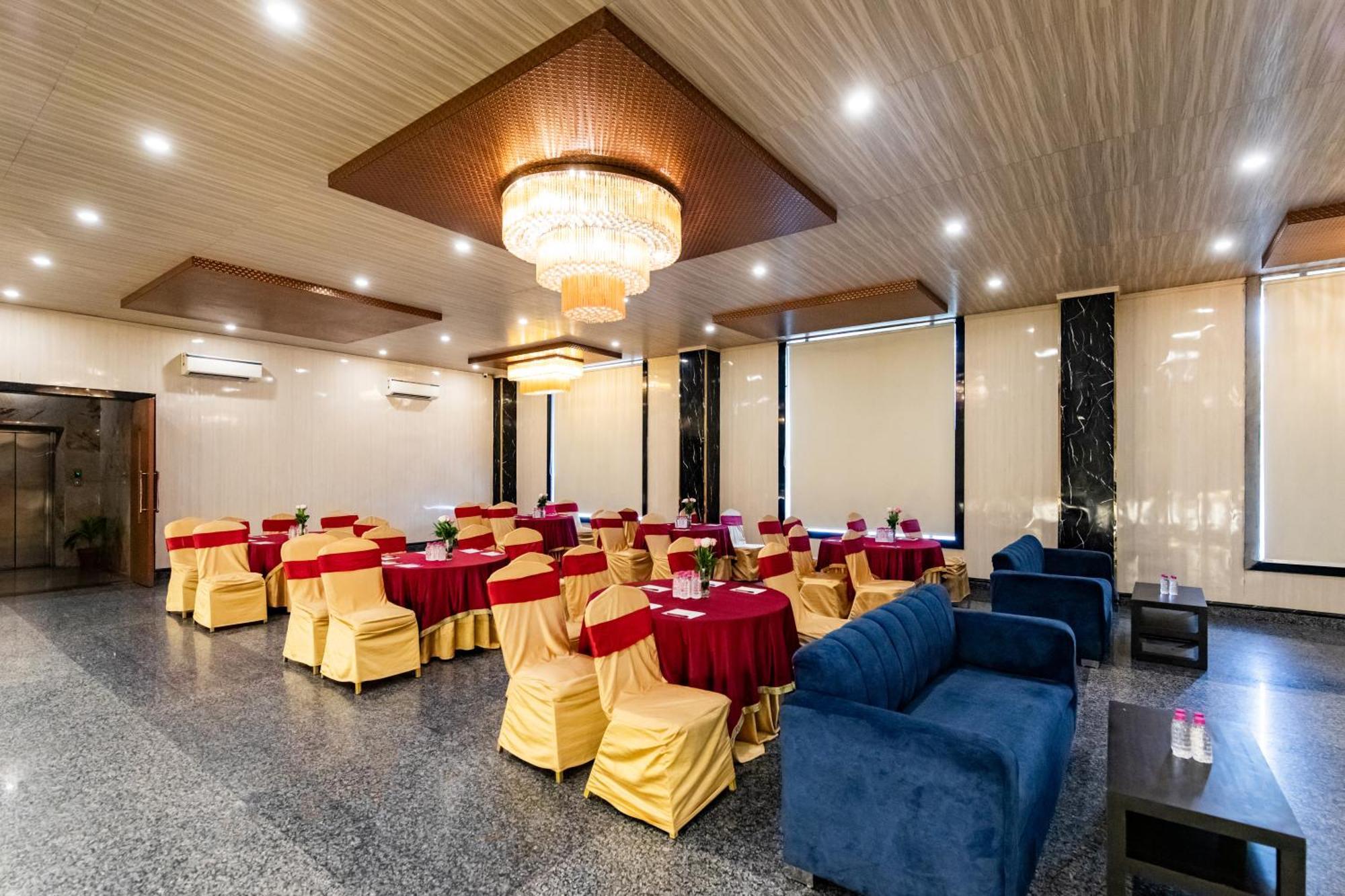 Foxoso Fiori Hotel Džajpur Exteriér fotografie