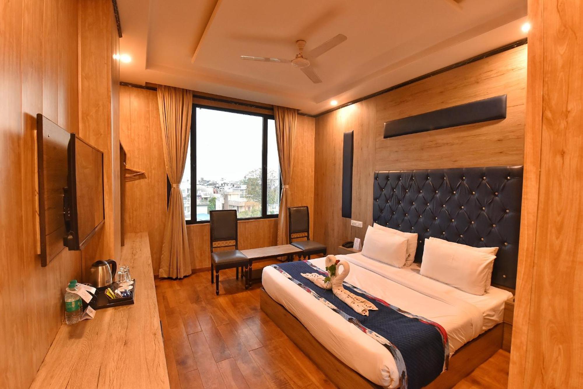 Foxoso Fiori Hotel Džajpur Exteriér fotografie